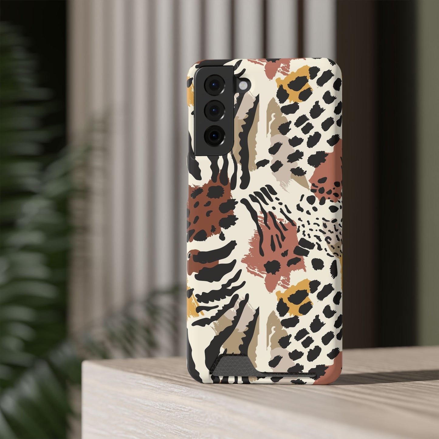 Savage Golden Leopard MagSafe Case With Card Holder