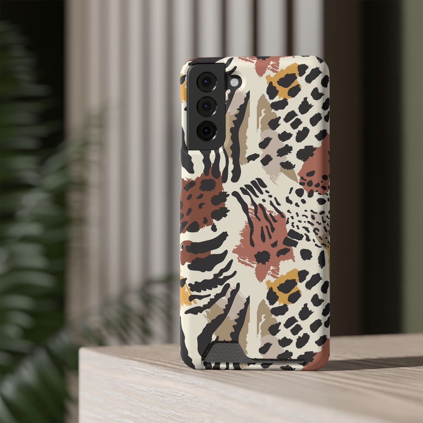 Savage Golden Leopard MagSafe Case With Card Holder