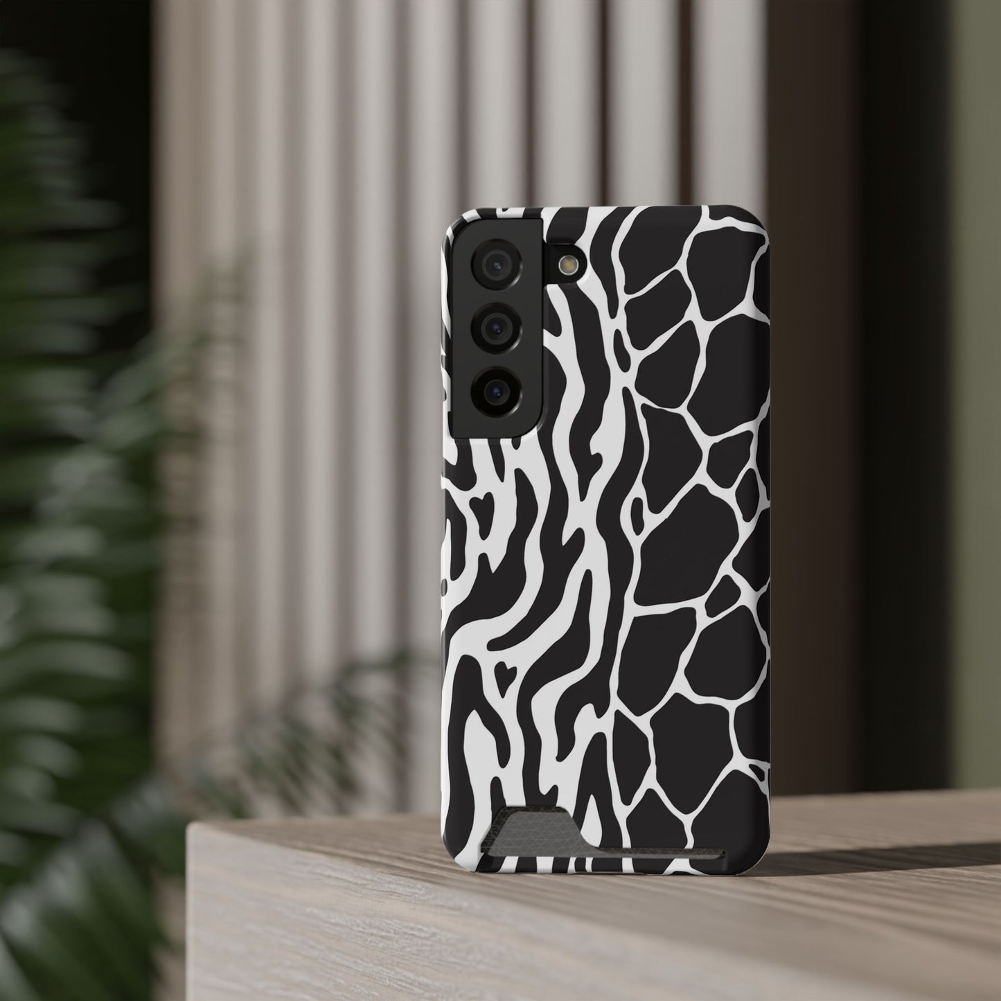 Animal Print Phone Case — Zebra & Giraffe Edition with Card Holder — Slim, Stylish, MagSafe